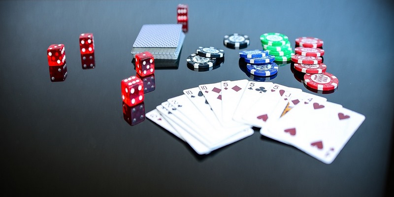 Các Kiểu Chơi Bài Trong Casino Mà Mọi Bet Thủ Nên Biết